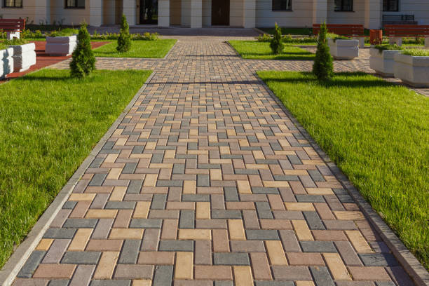 Trusted St Francis, WI Driveway Pavers Experts